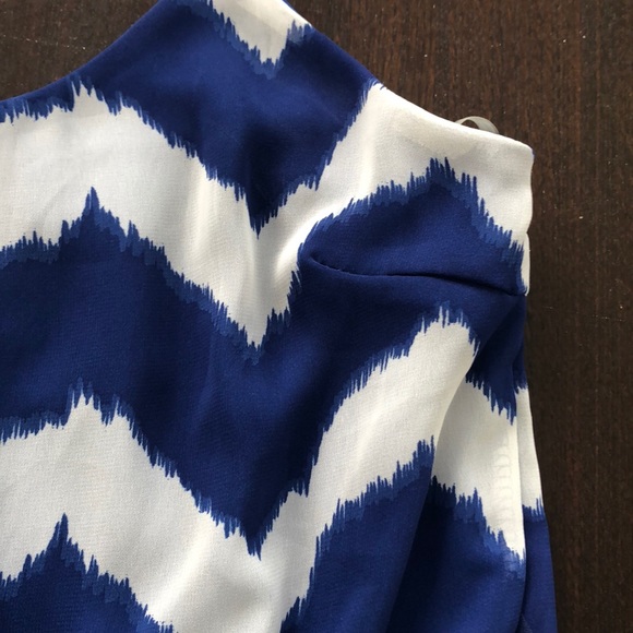 Francesca’s dress - Picture 4 of 6